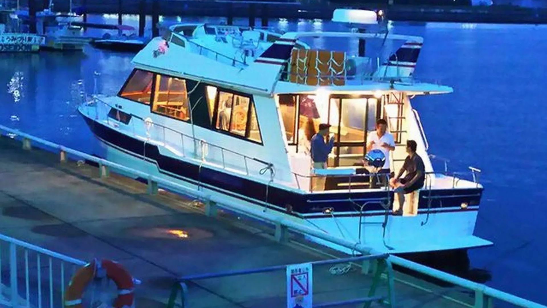 Hull Osaka Hokko Marina 호텔 2*,  일본