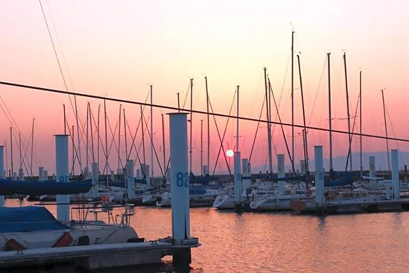 Hotel Hull Osaka Hokko Marina