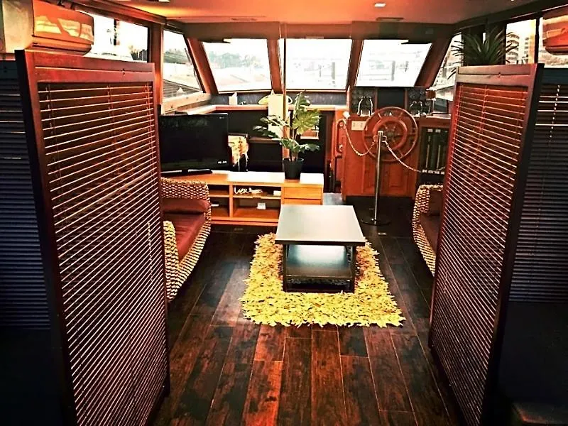 Hull Osaka Hokko Marina 호텔
